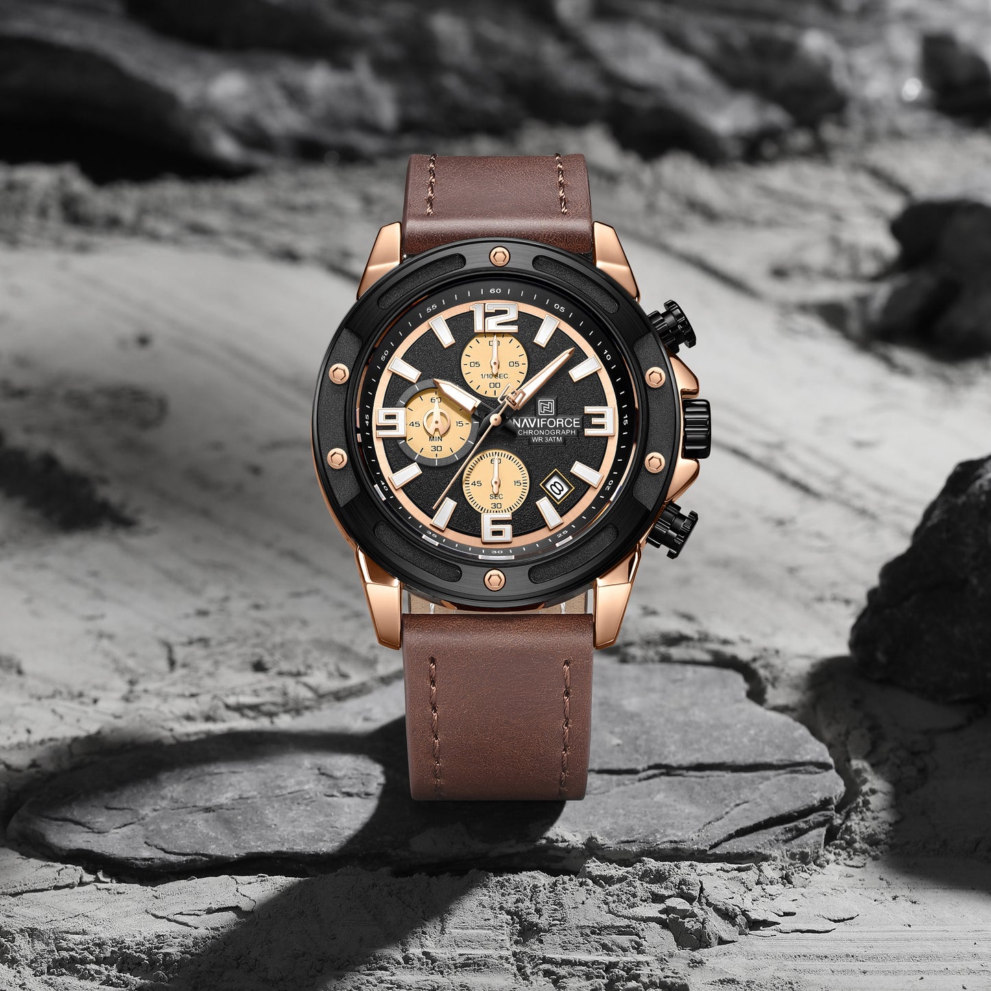 NAVIFORCE NF8074 Men’s Tactical Design Military Sport Watch – Professional Quartz Chronograph, Luminous Hands & Waterproof.