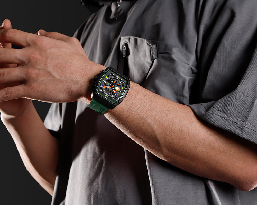 NAVIFORCE NF8052 Men's Cyber Sport Edition Chronograph Watch – 1/10th Second Precision, Waterproof, and Luminous Night-Glow Hands.