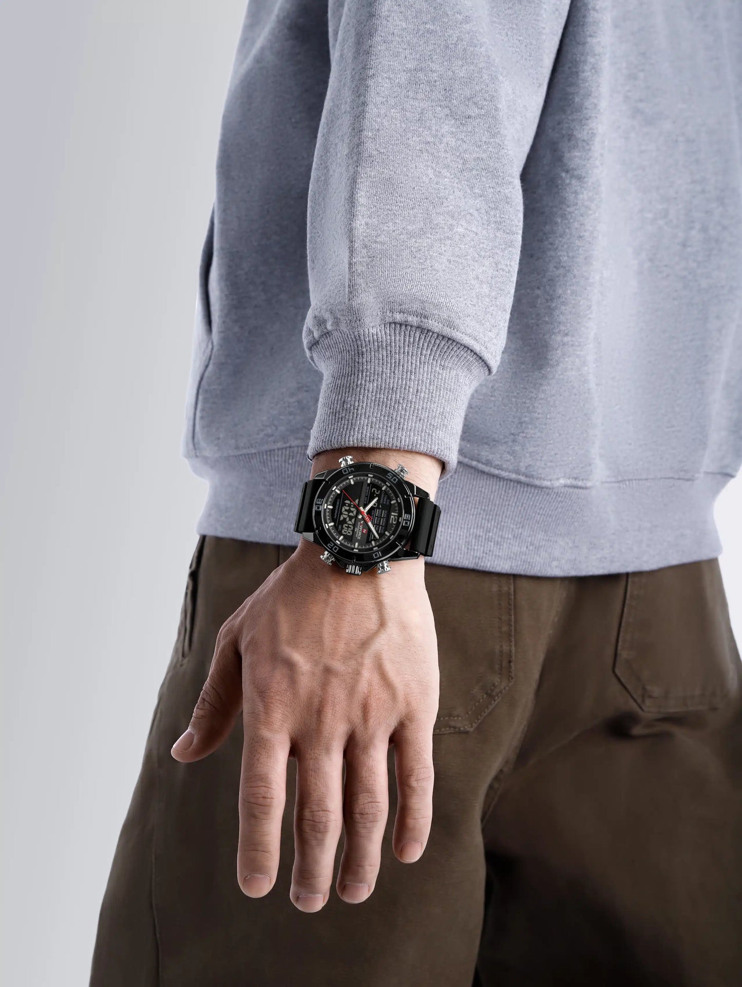 NAVIFORCE NF9253 Tactical Commander: Rugged Dual-Display Military Watch with LED Backlight and Alarm