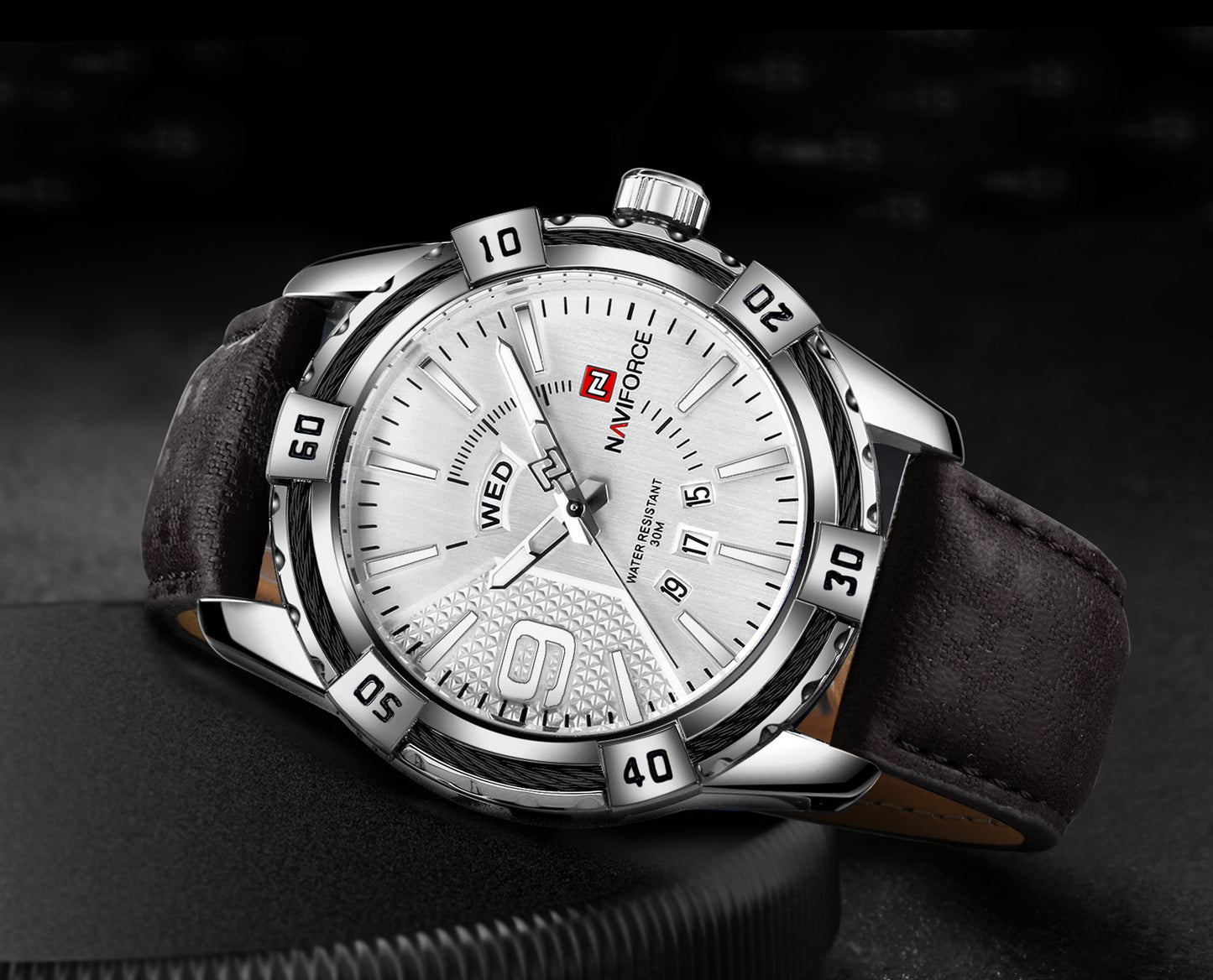 NAVIFORCE NF9117 Men's Elite Quartz Watch - Waterproof Luminous Design with Dual Calendar Display