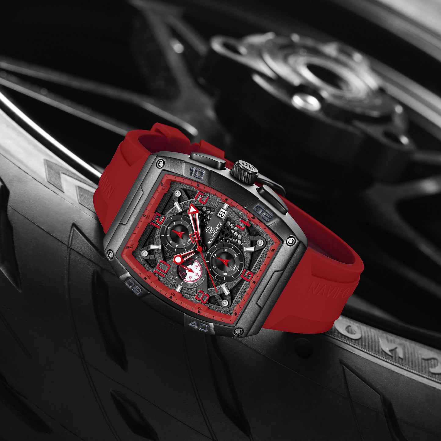 NAVIFORCE NF8052 Men's Cyber Sport Edition Chronograph Watch – 1/10th Second Precision, Waterproof, and Luminous Night-Glow Hands.