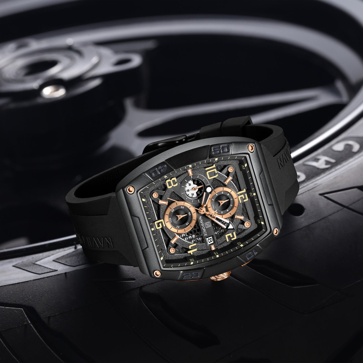 NAVIFORCE NF8052 Men's Cyber Sport Edition Chronograph Watch – 1/10th Second Precision, Waterproof, and Luminous Night-Glow Hands.