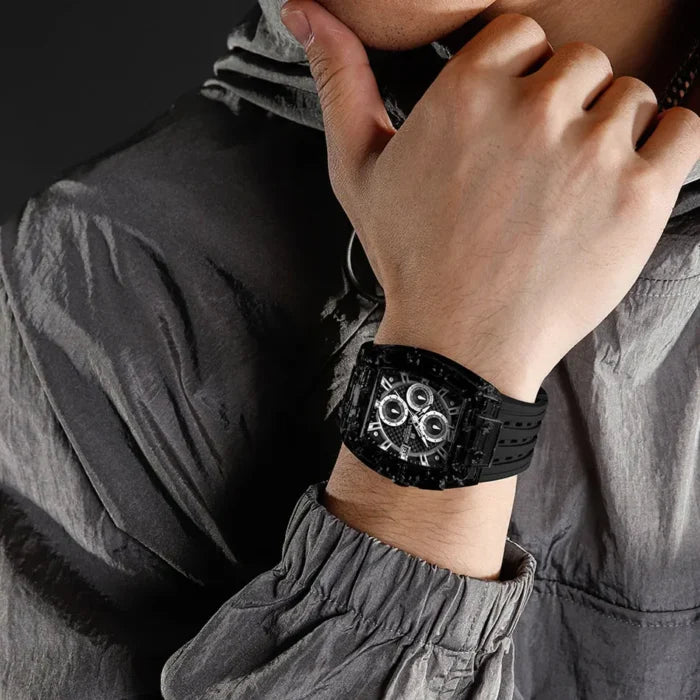 NAVIFORCE NF7105 Men’s Chronograph Watch – Waterproof, Granular Texture Dial, and High-Visibility Luminous Hands.