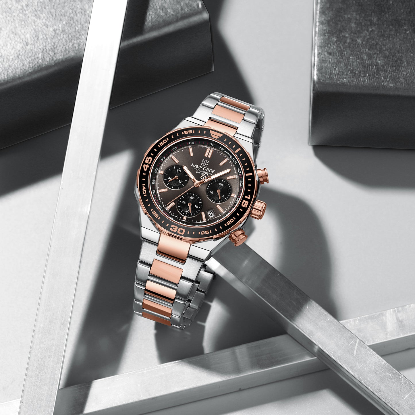 NAVIFORCE NF8049 Gilded Series: Men's Multi-Layered Dial Quartz Chronograph Watch – Waterproof, High-Visibility Lume & Chrome Finish