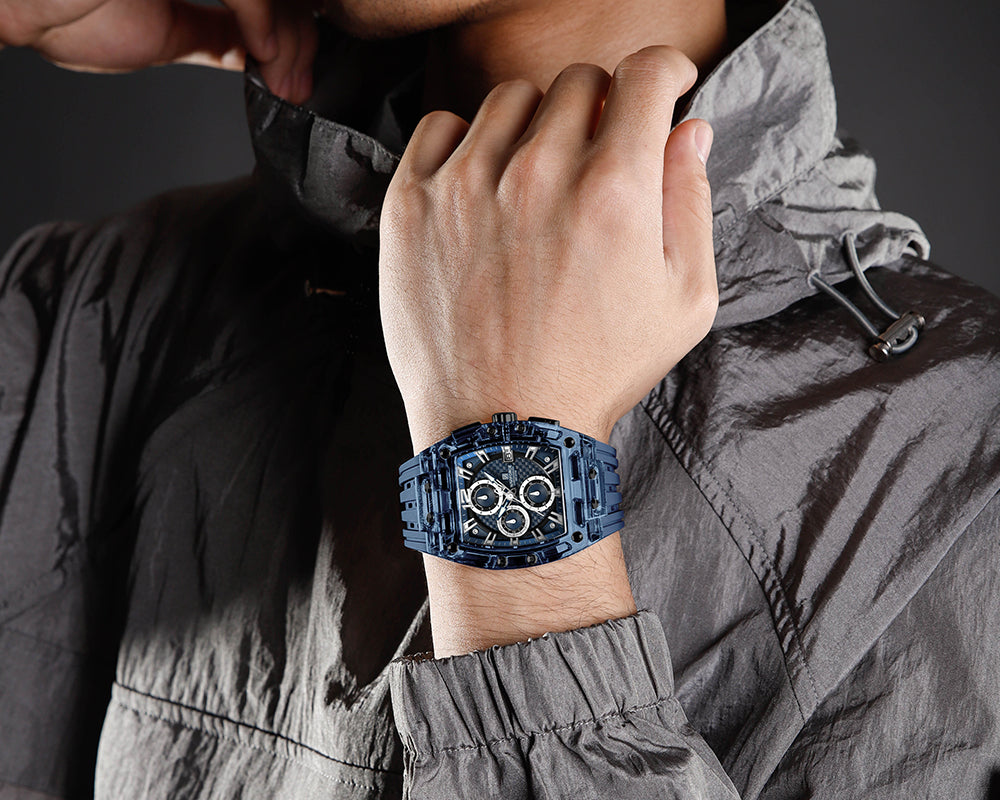 NAVIFORCE NF7105 Men’s Chronograph Watch – Waterproof, Granular Texture Dial, and High-Visibility Luminous Hands.